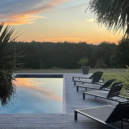 Prázdninový dům Chai Elisabeth Avec Piscine Targon