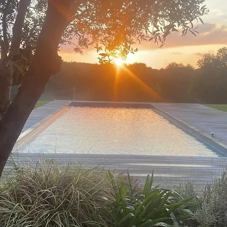 Chai Elisabeth Avec Piscine Prázdninový dům