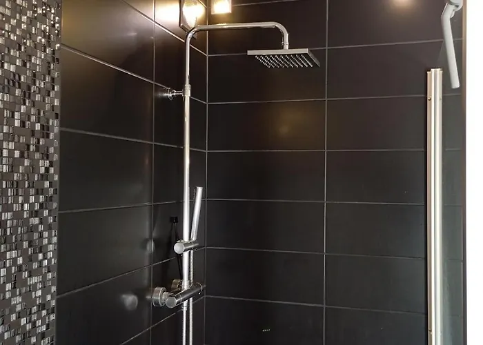 Chai Elisabeth Avec Piscine Targon