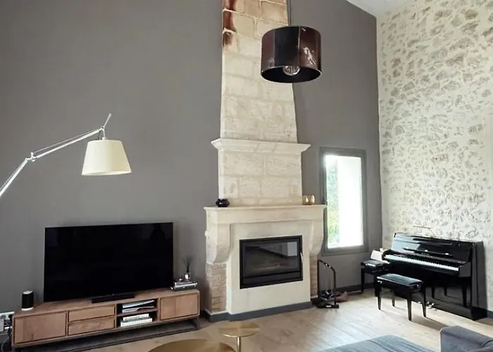 Chai Elisabeth Avec Piscine Дом отдыха *